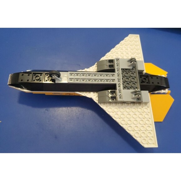 Lego 60289 Airshow Jet Transporter -Jet & Pilot Minifigure - No Transporter - Picture 7 of 16